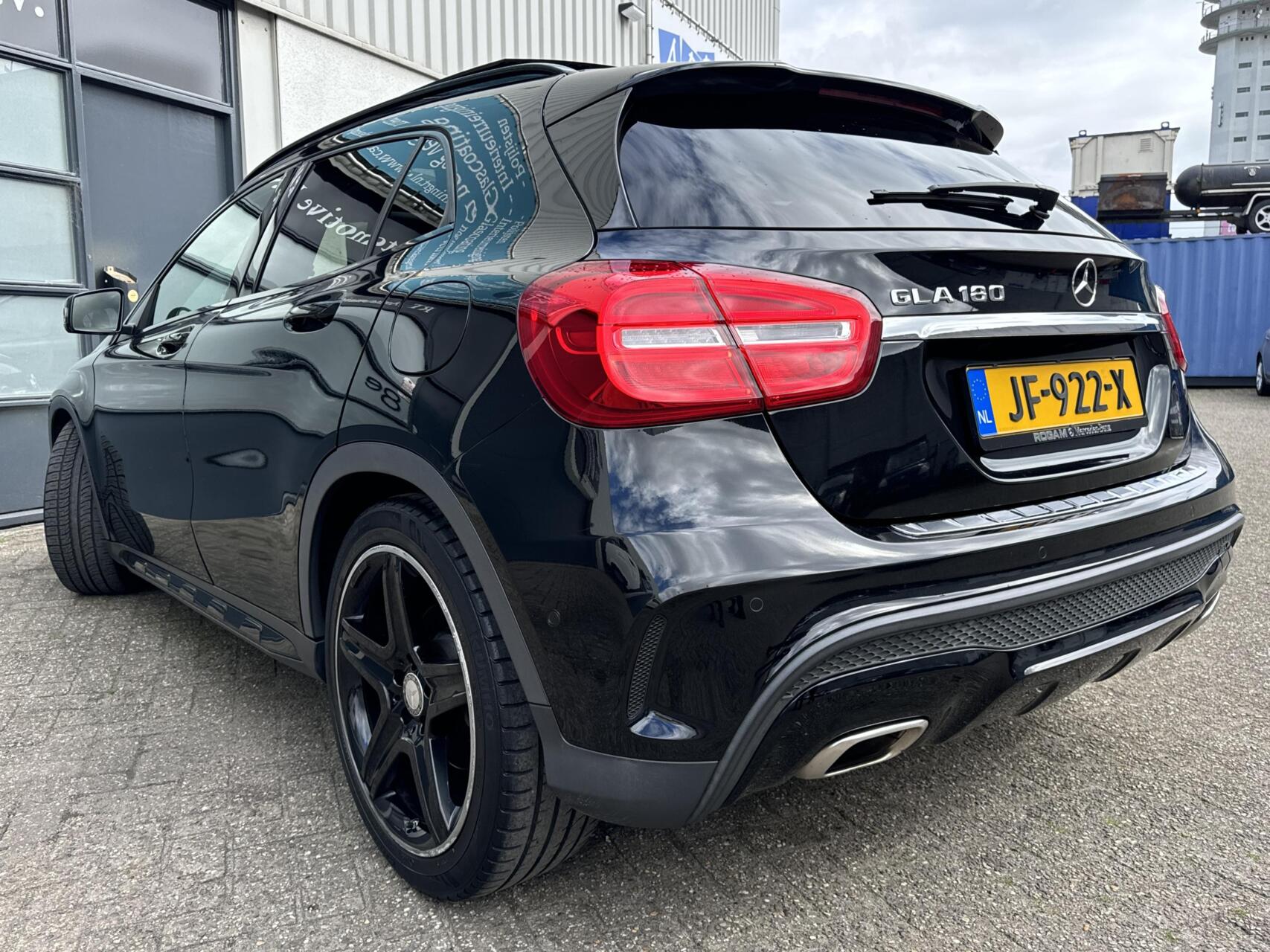 Foto van Mercedes-Benz Gla 180