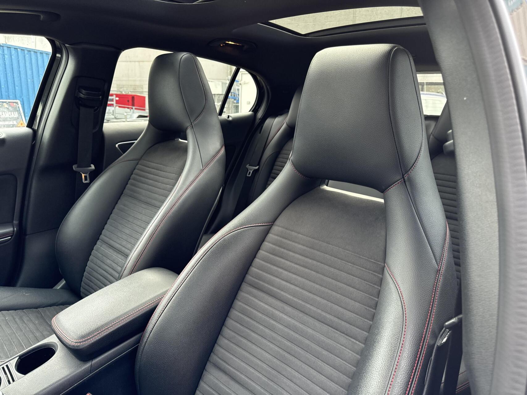 Foto van Mercedes-Benz Gla 180
