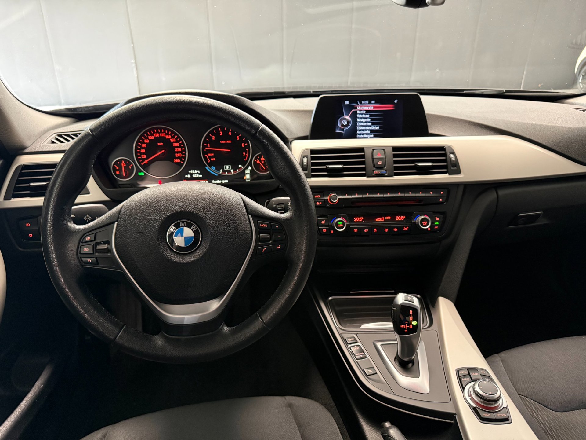 Foto van BMW 316i
