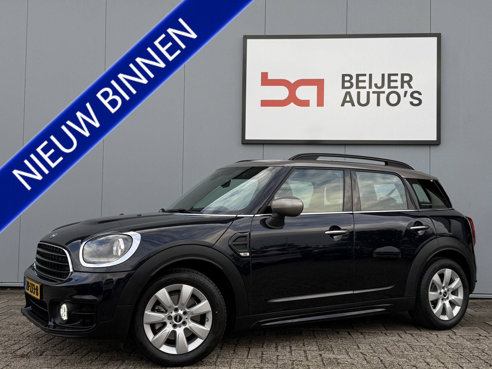 Mini Countryman Cooper 1.5 Cooper Chili Automaat 2019 - voorkant