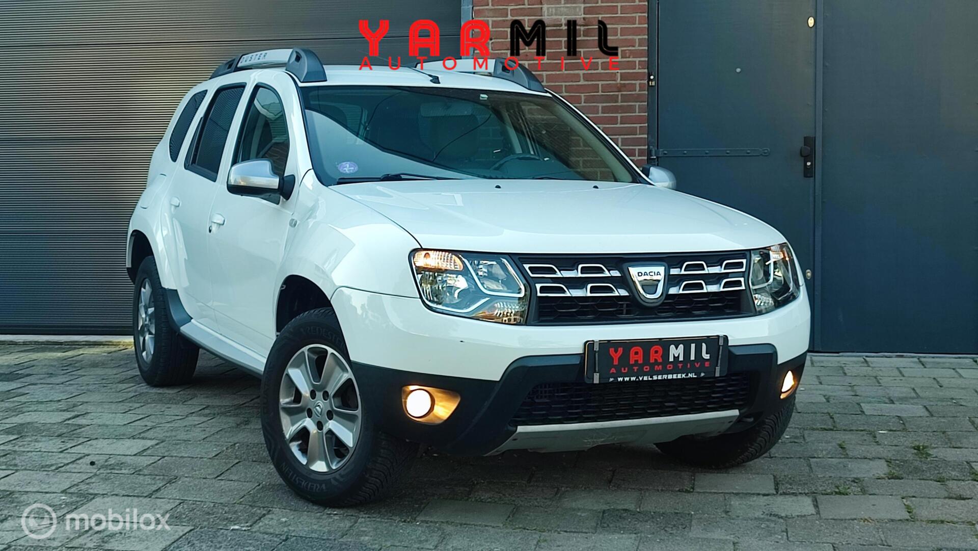 Dacia Duster 1.2 TCe 4x2 Prestige TREKHAAK AIRCO LEDEREN BEKLEDING 2016 - voorkant