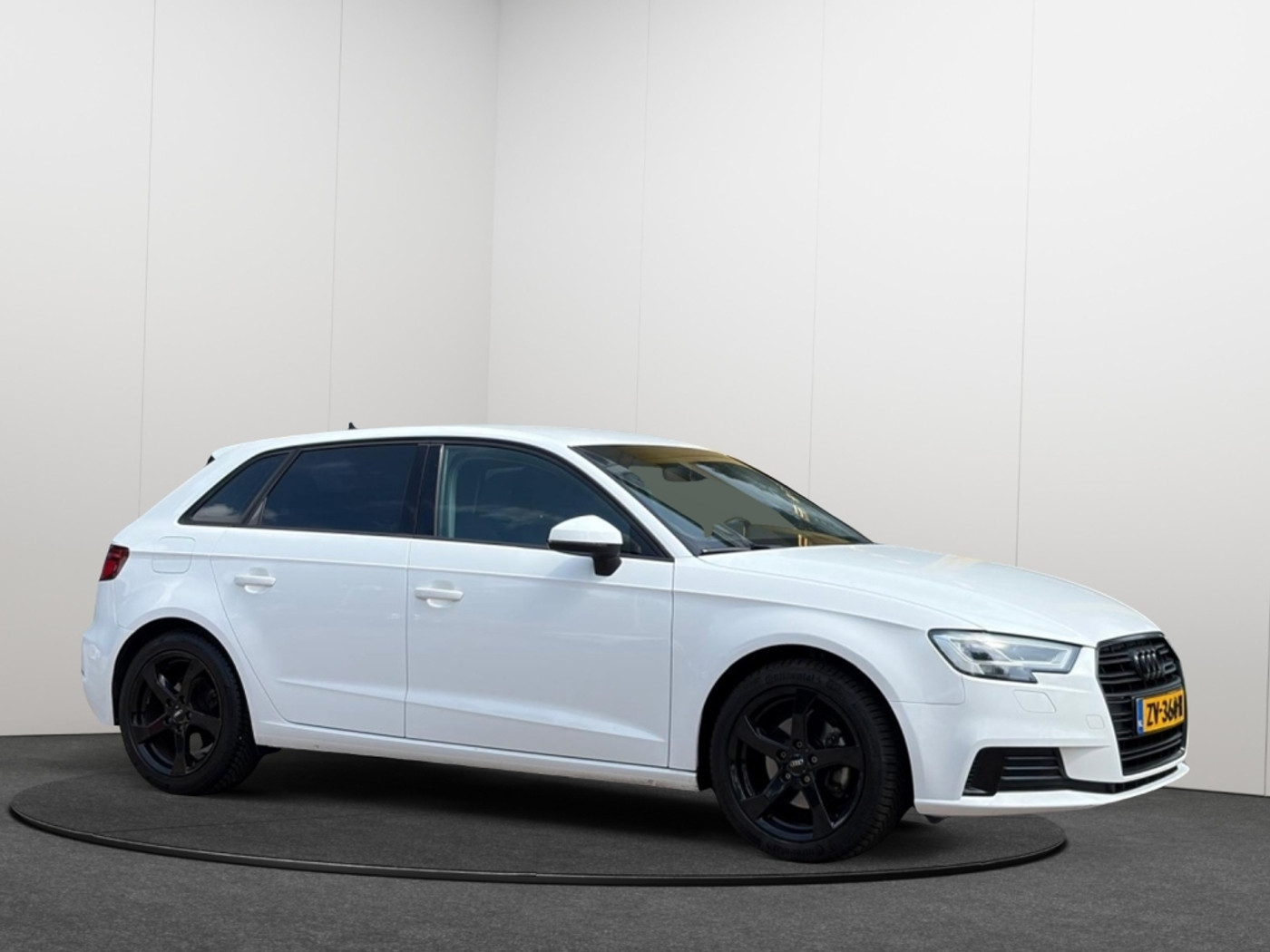 Audi A3 Sportback 30 TFSI Sp. L. Ed. 2019 - voorkant