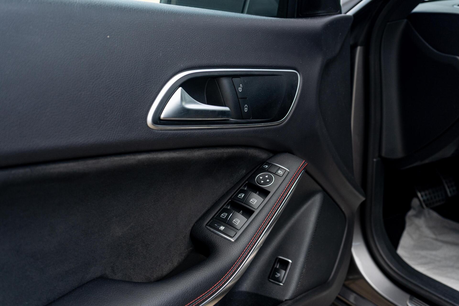 Foto van Mercedes-Benz Cla-klasse