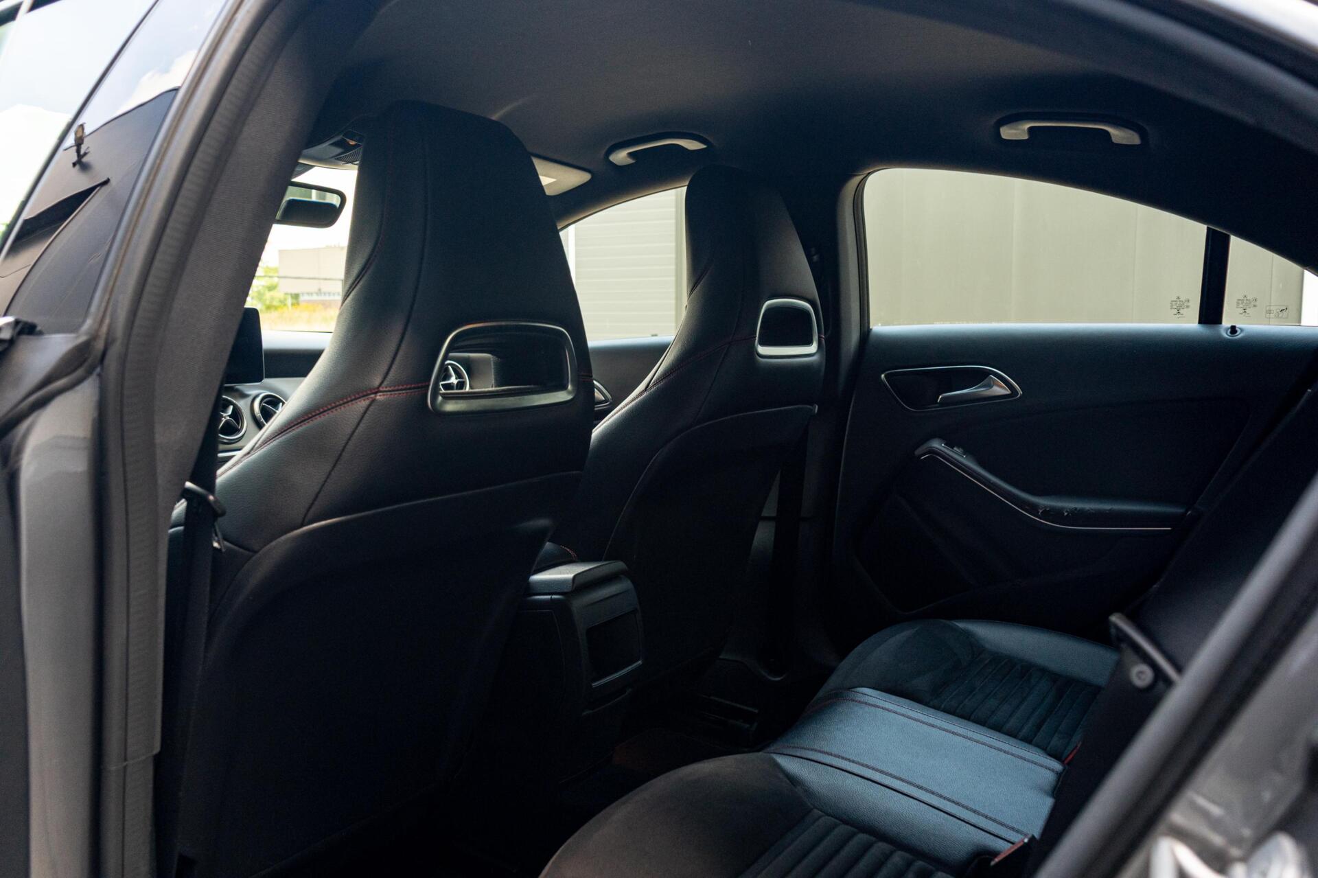 Foto van Mercedes-Benz Cla-klasse