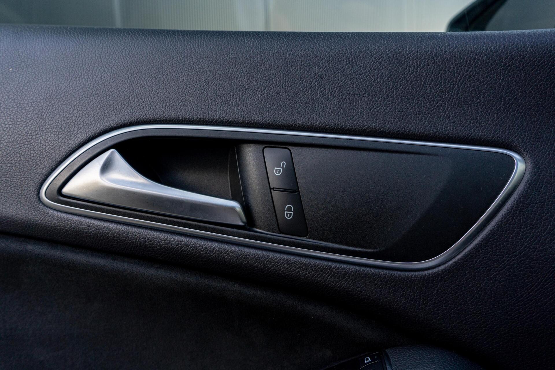 Foto van Mercedes-Benz Cla-klasse