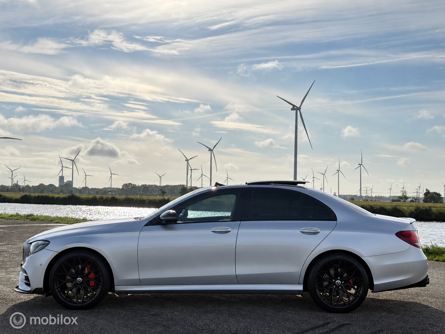 Foto van Mercedes-Benz E 220 D