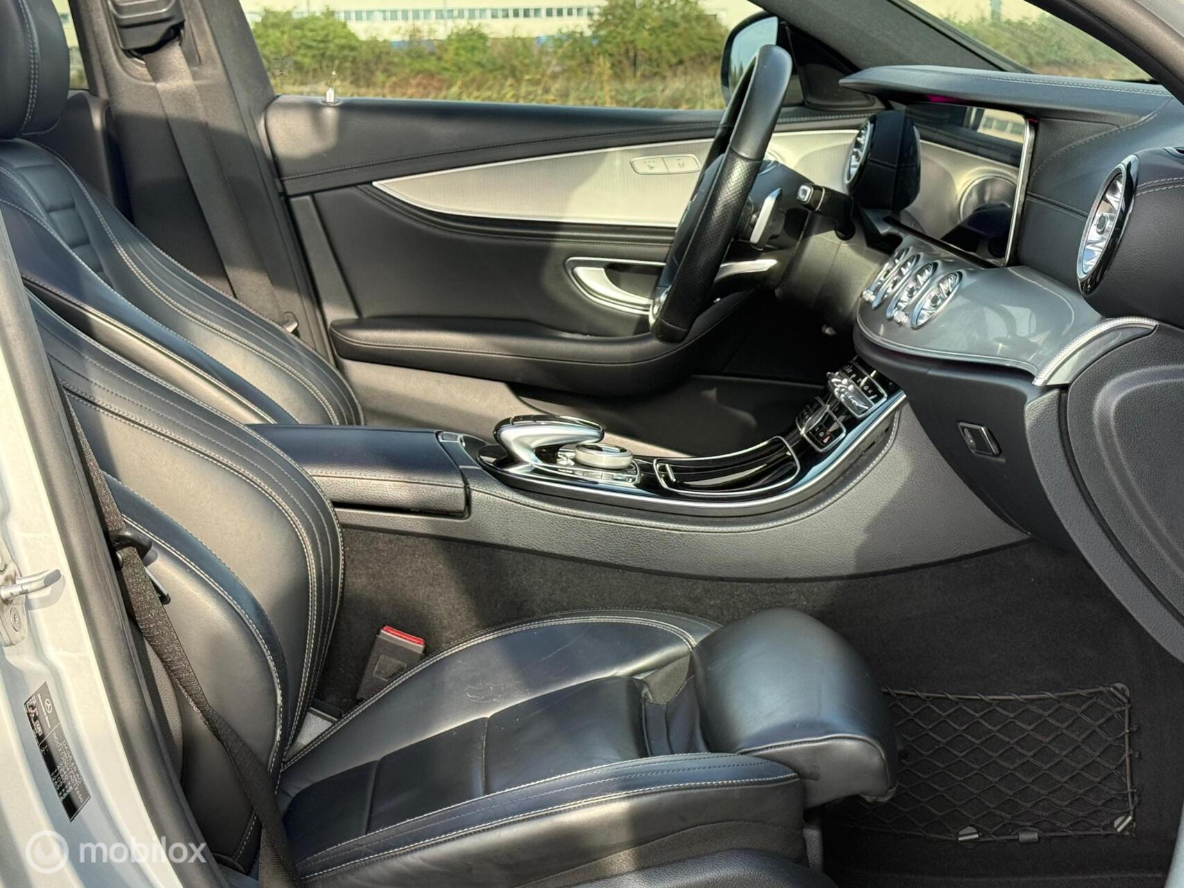 Foto van Mercedes-Benz E 220 D