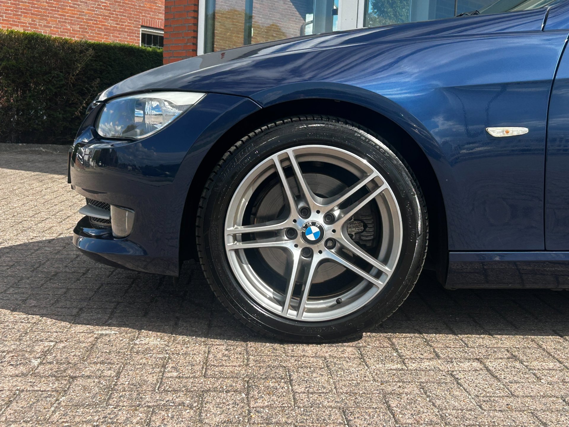 Foto van BMW 325i