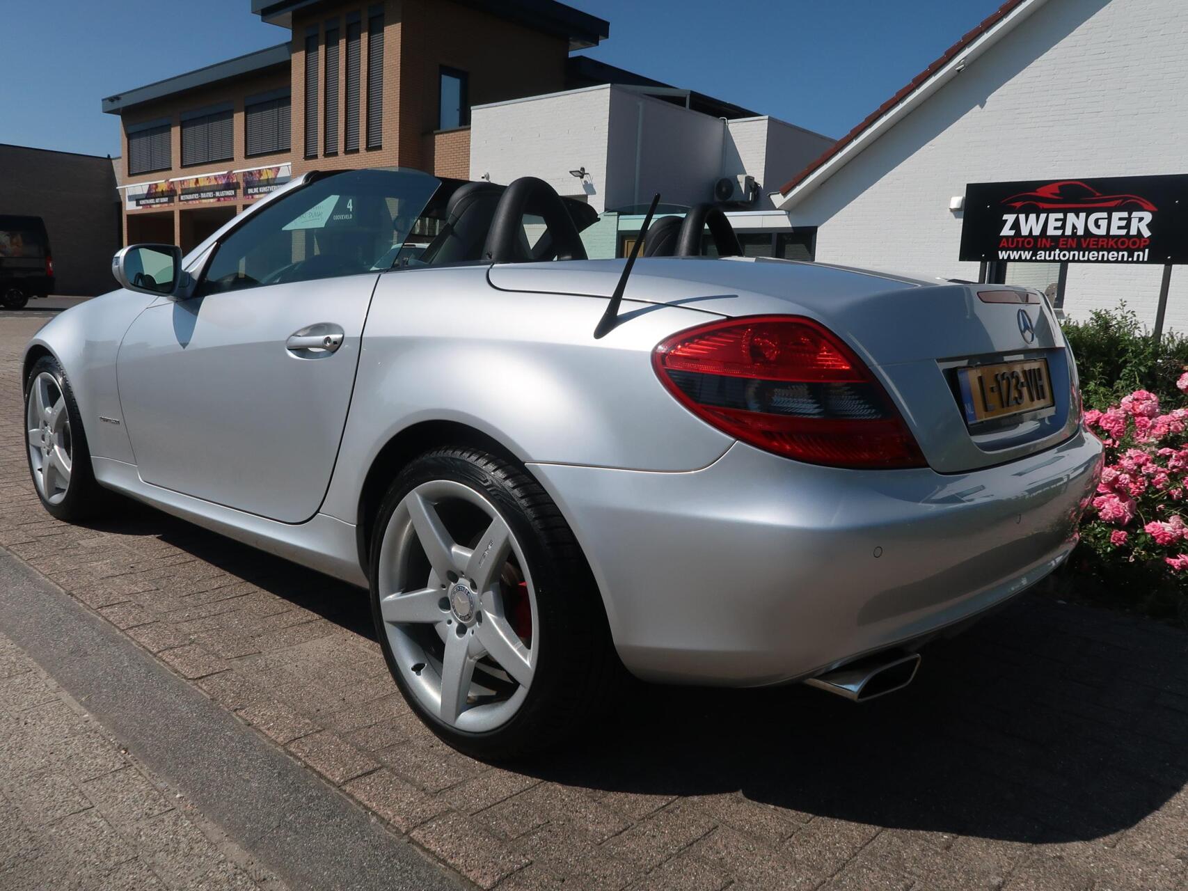 Foto van Mercedes-Benz SLK 200 Kompressor