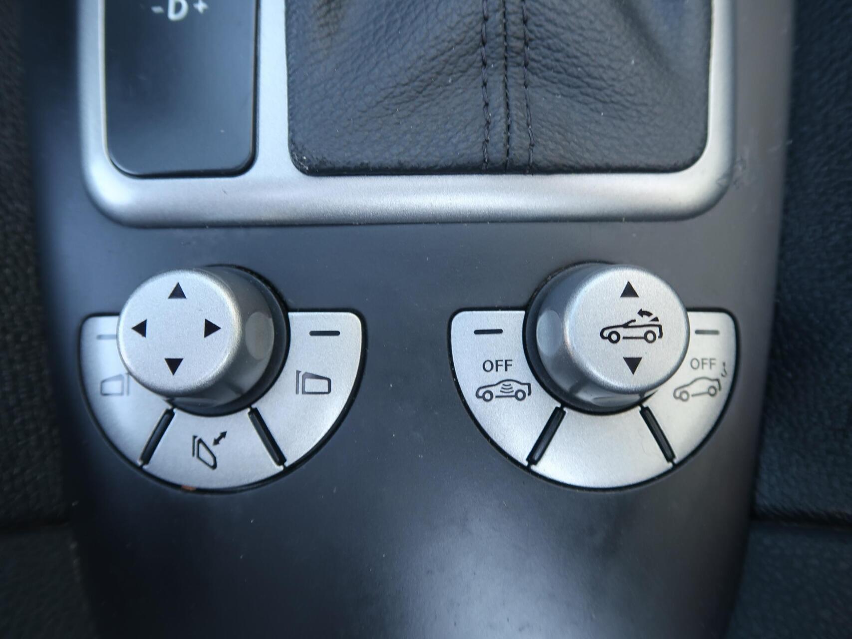 Foto van Mercedes-Benz SLK 200 Kompressor