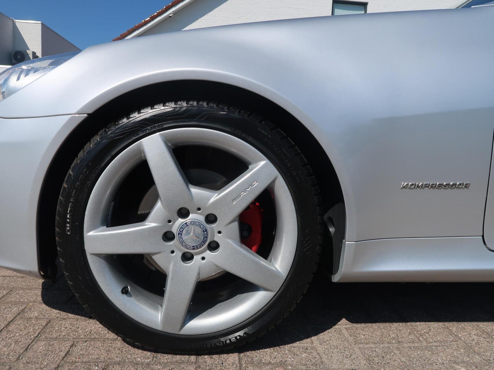 Foto van Mercedes-Benz SLK 200 Kompressor
