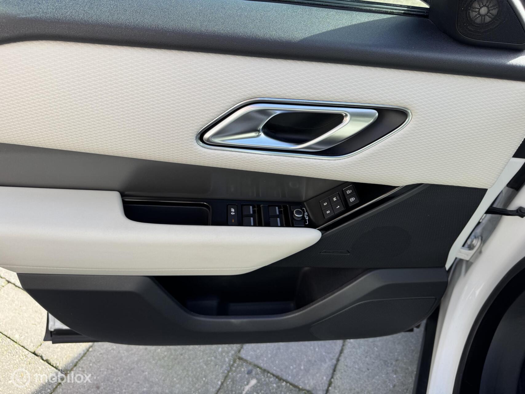Foto van Land Rover Range Rover Velar