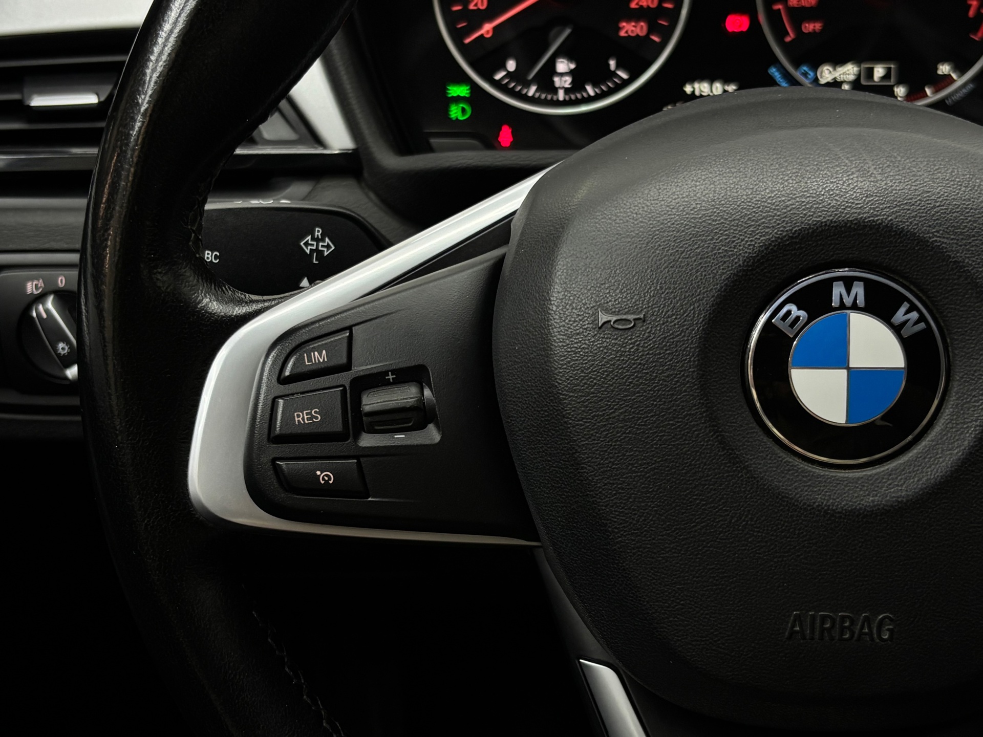 Foto van BMW X1 Sdrive20i