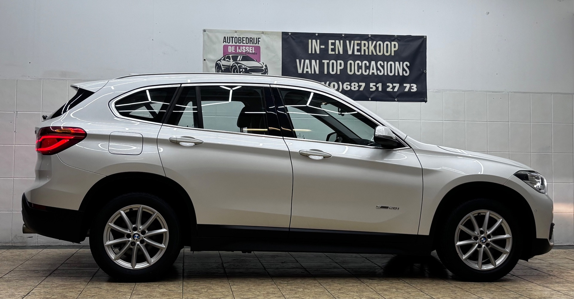 Foto van BMW X1 Sdrive20i
