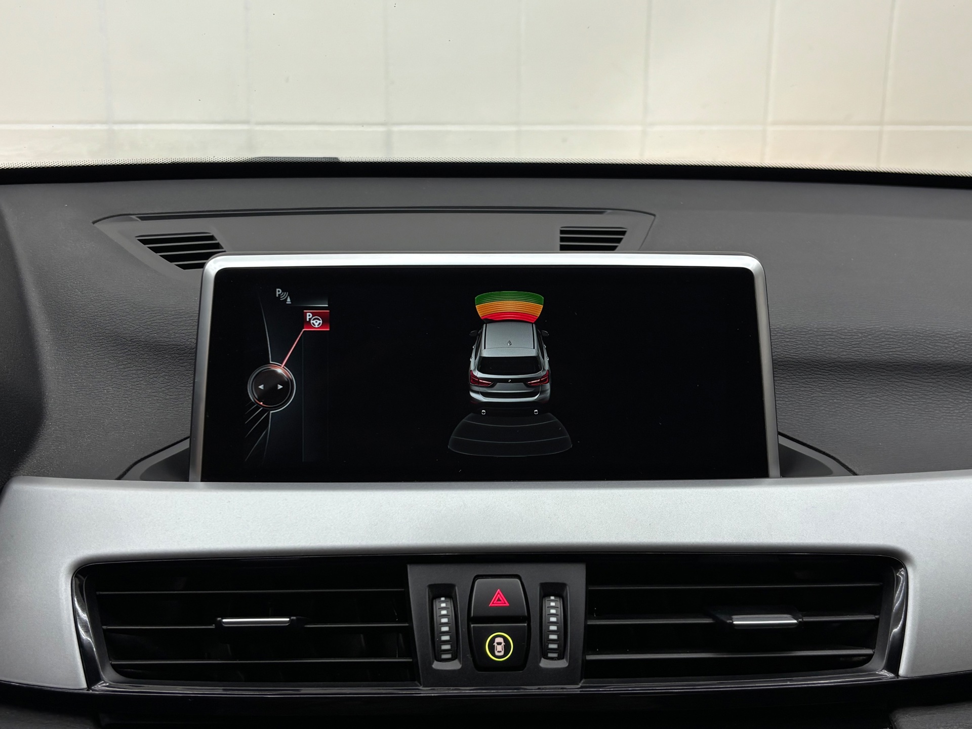 Foto van BMW X1 Sdrive20i