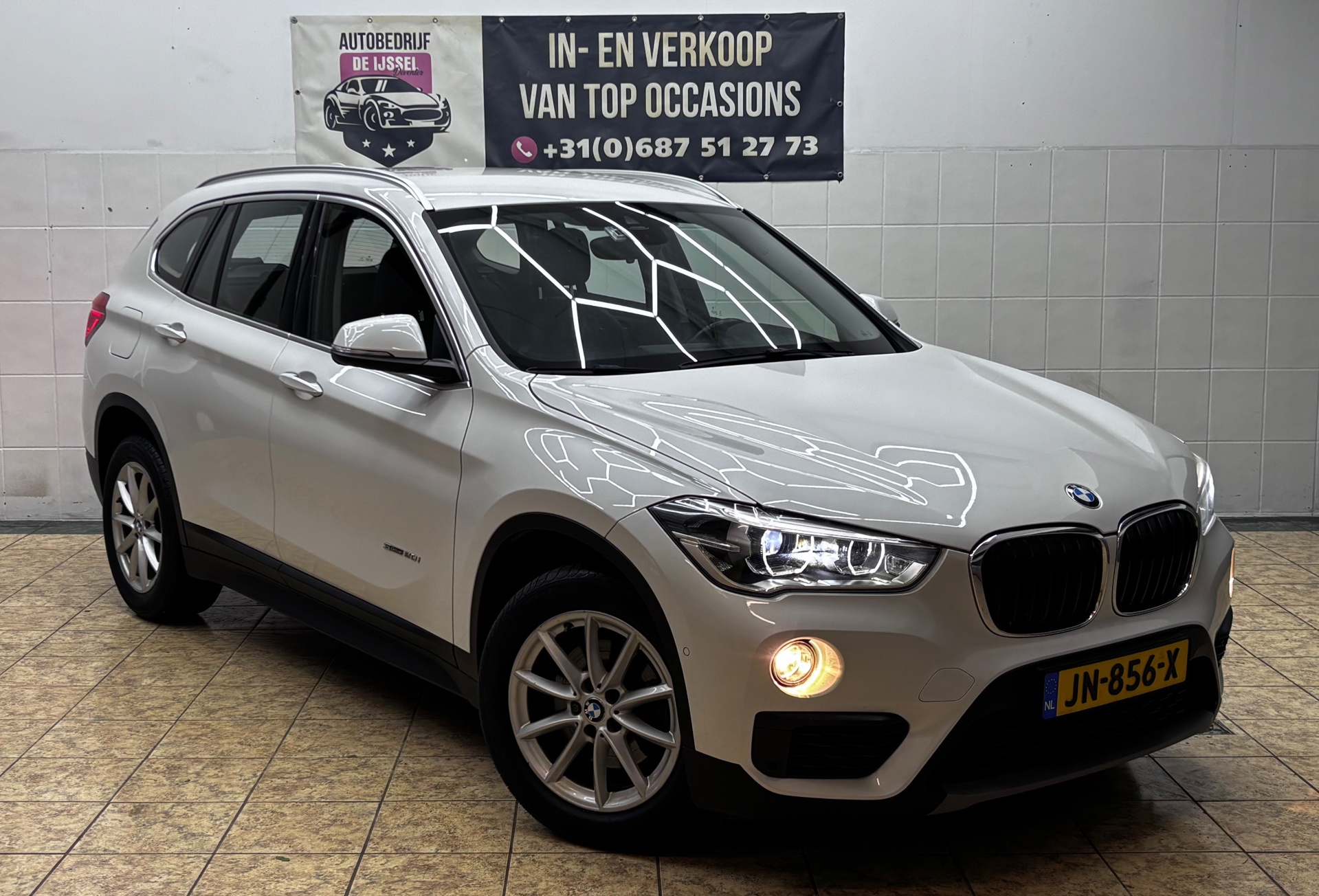 Foto van BMW X1 Sdrive20i