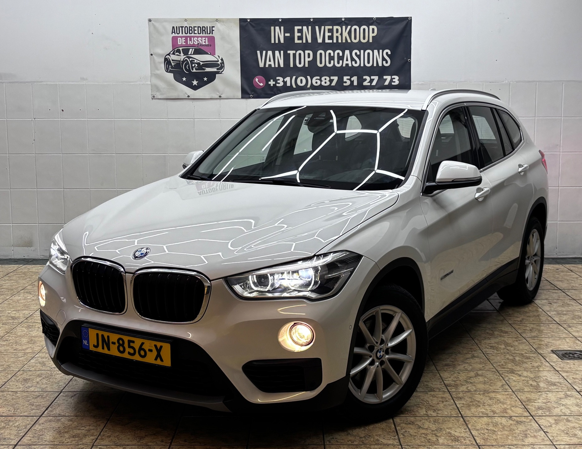 BMW X1 Sdrive20i SDrive20i Centennial High Executive/ 1STE EIG/AUTOMAAT 2016 - voorkant