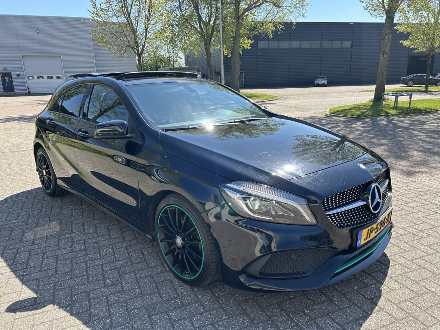 Foto van Mercedes-Benz A 200