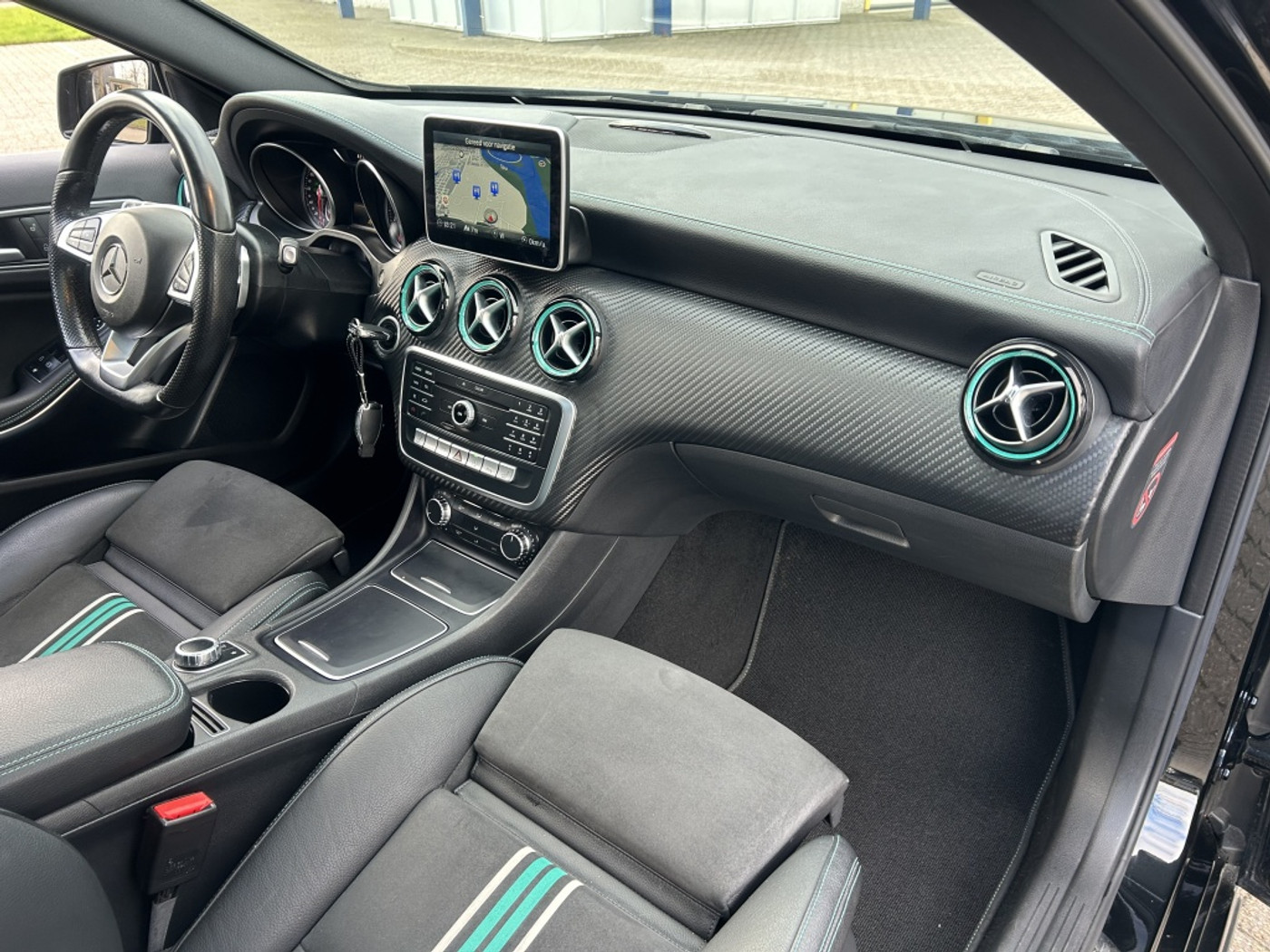 Foto van Mercedes-Benz A 200