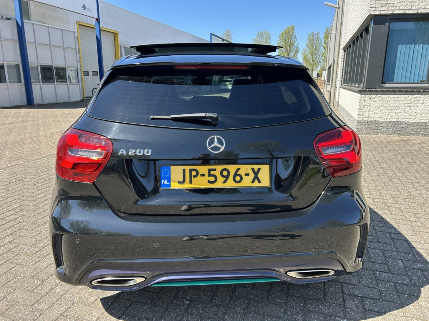 Foto van Mercedes-Benz A 200
