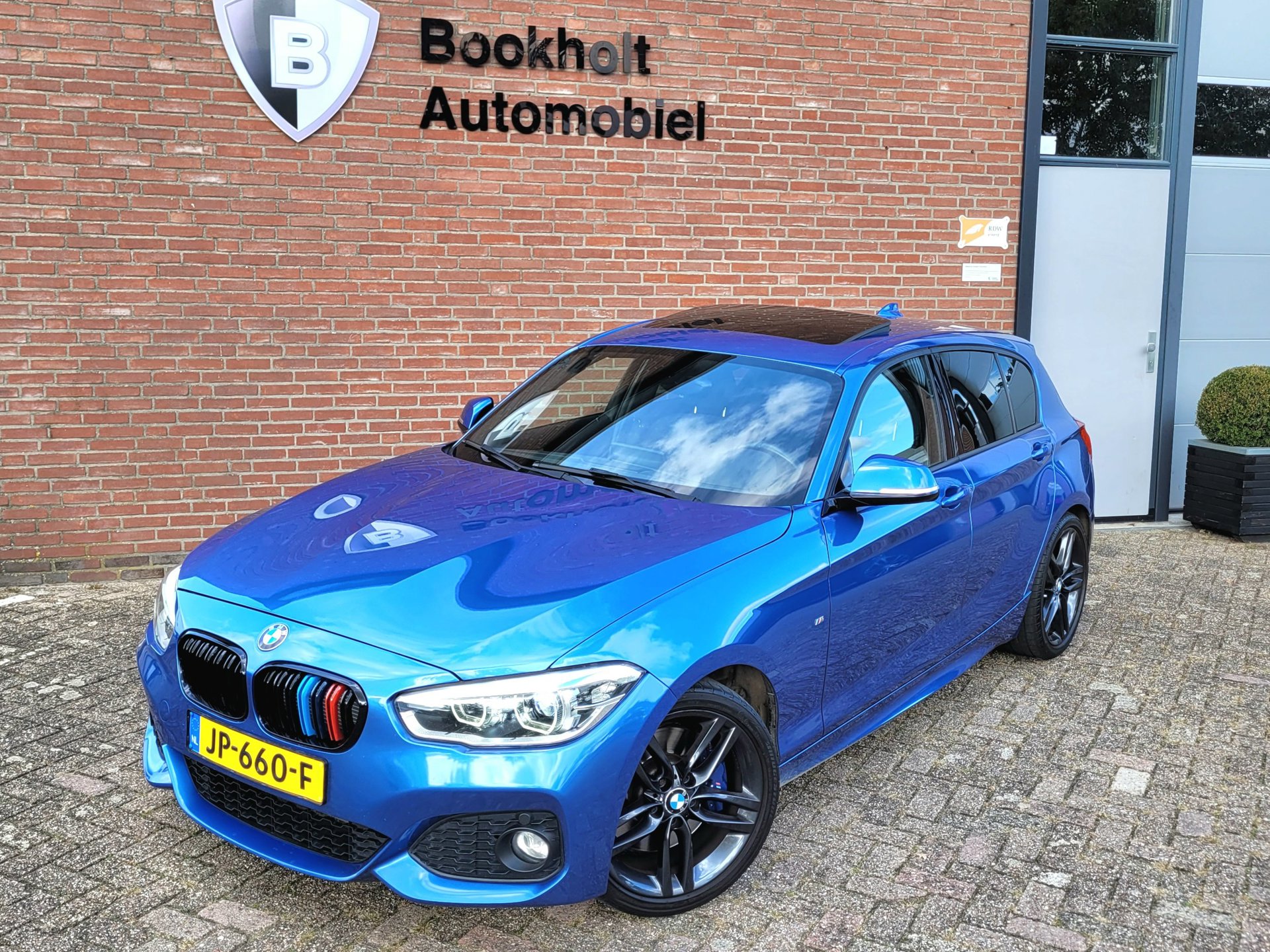 Foto van BMW 118i