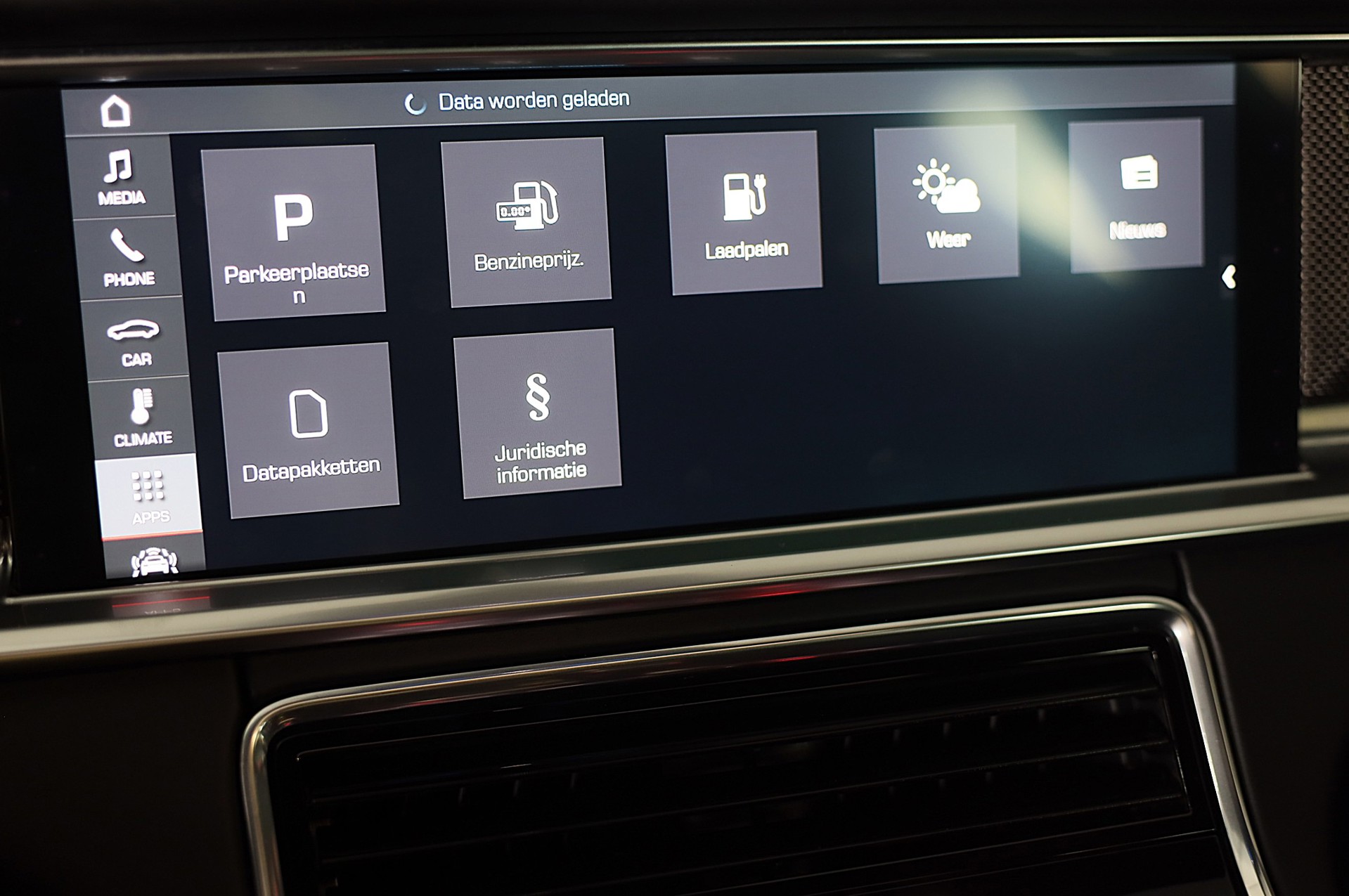Foto van Porsche Panamera 4 E-hybrid