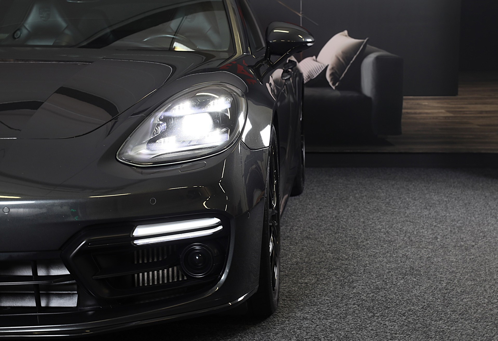 Foto van Porsche Panamera 4 E-hybrid