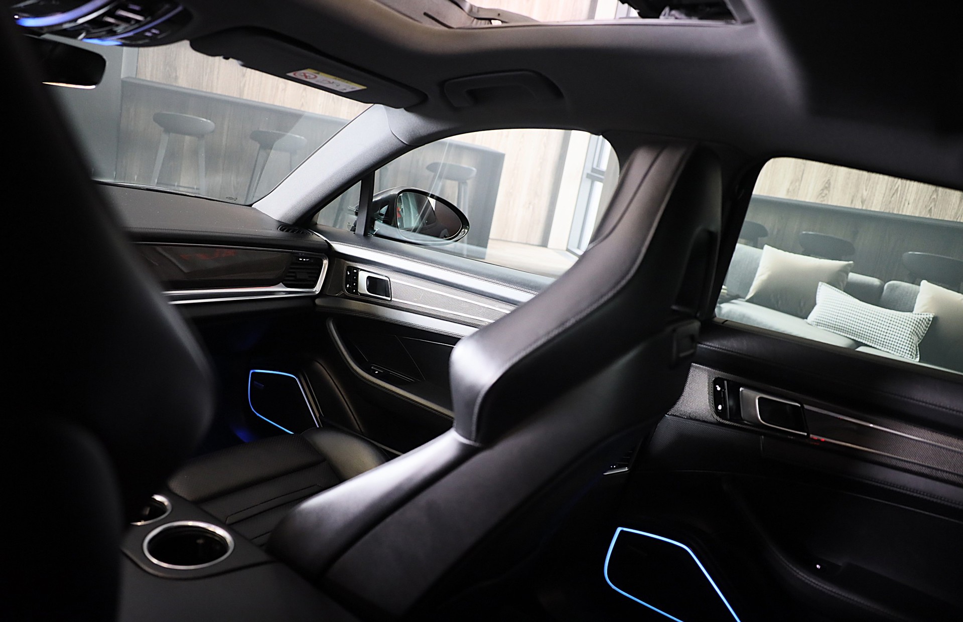 Foto van Porsche Panamera 4 E-hybrid