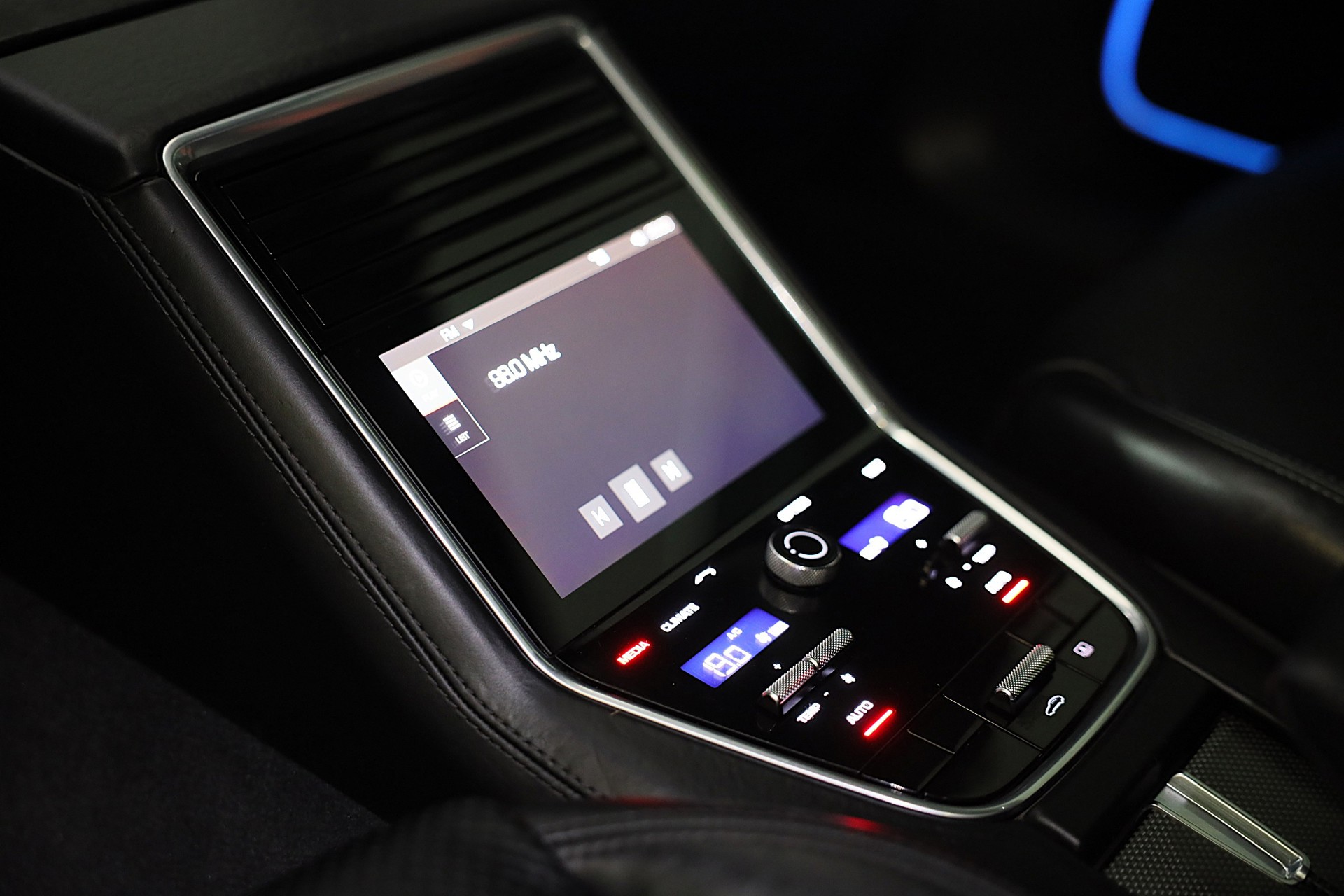 Foto van Porsche Panamera 4 E-hybrid