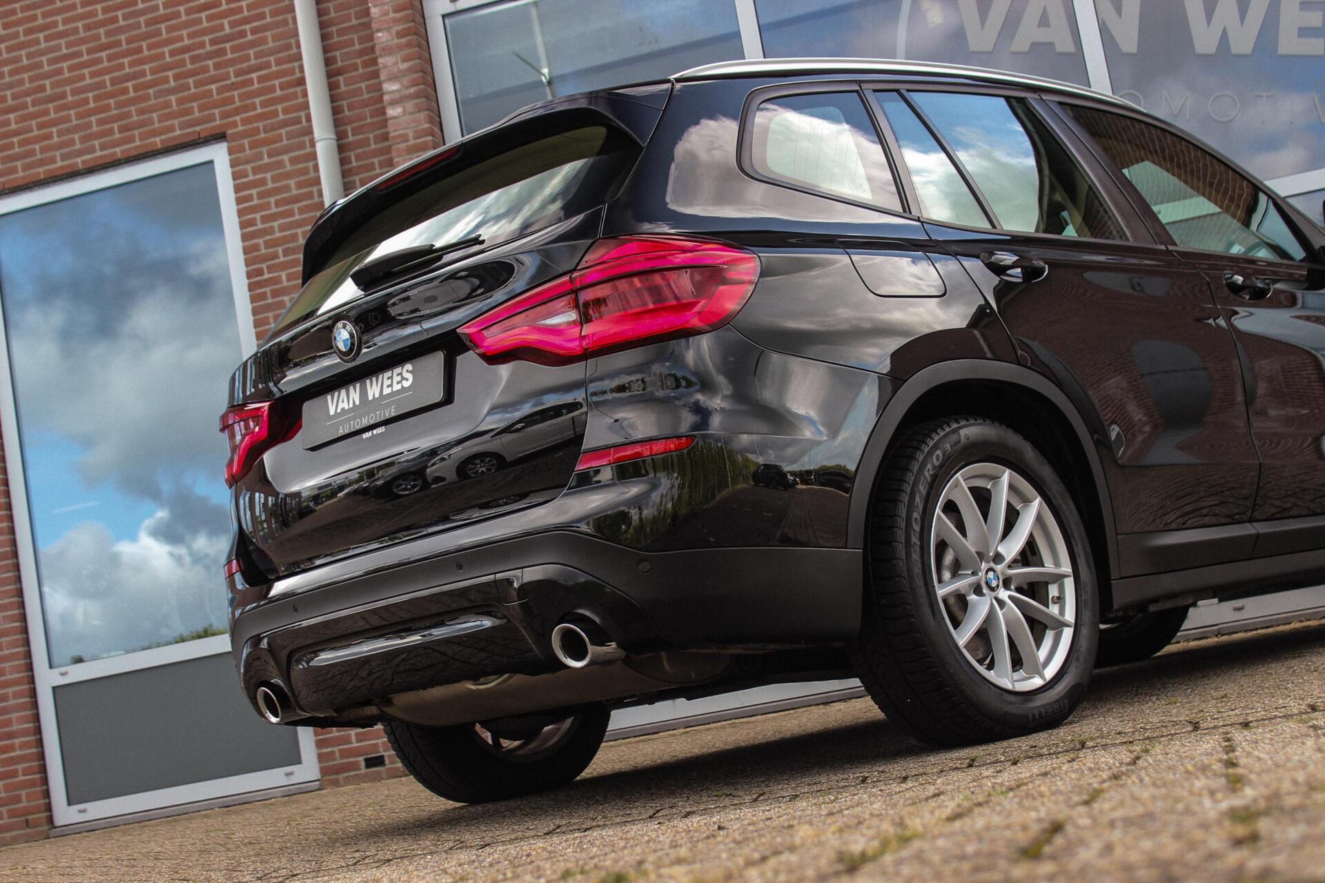 Foto van BMW X3 Xdrive30e