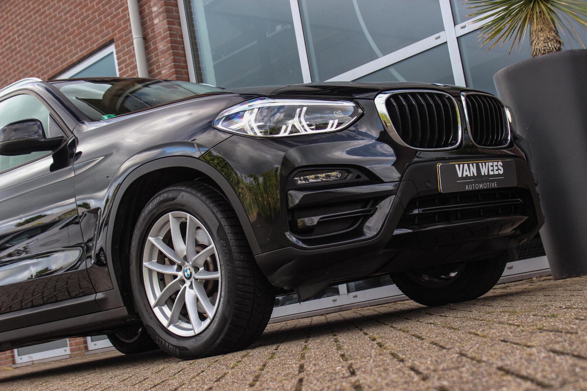 Foto van BMW X3 Xdrive30e