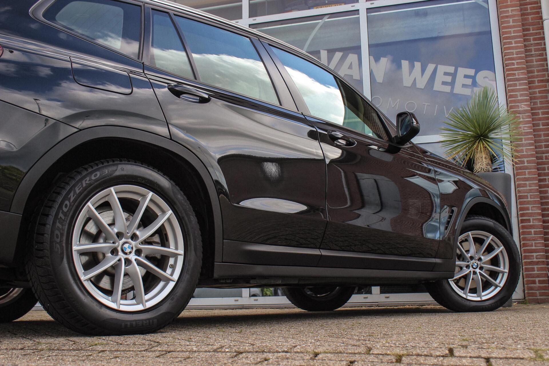 Foto van BMW X3 Xdrive30e