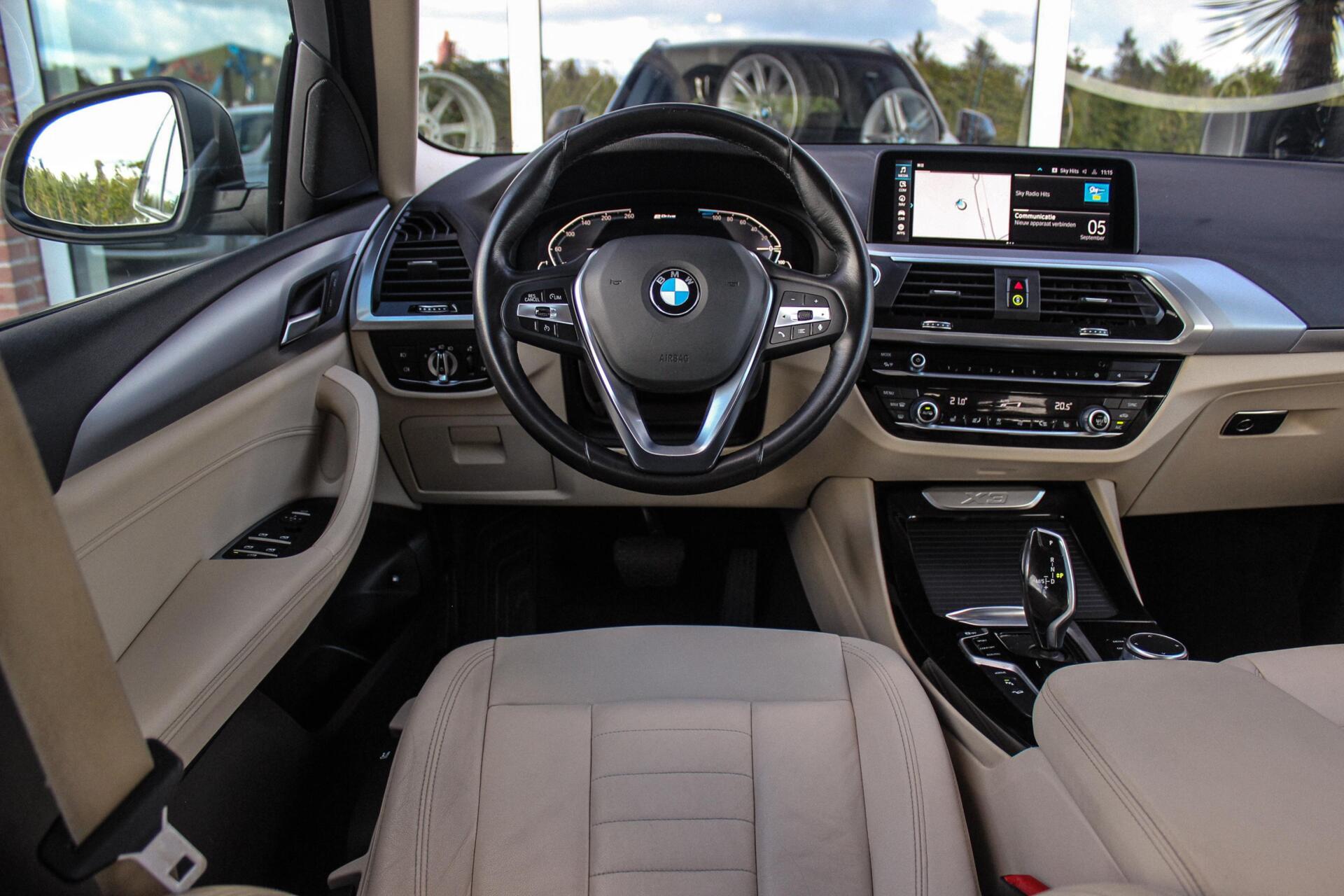 Foto van BMW X3 Xdrive30e