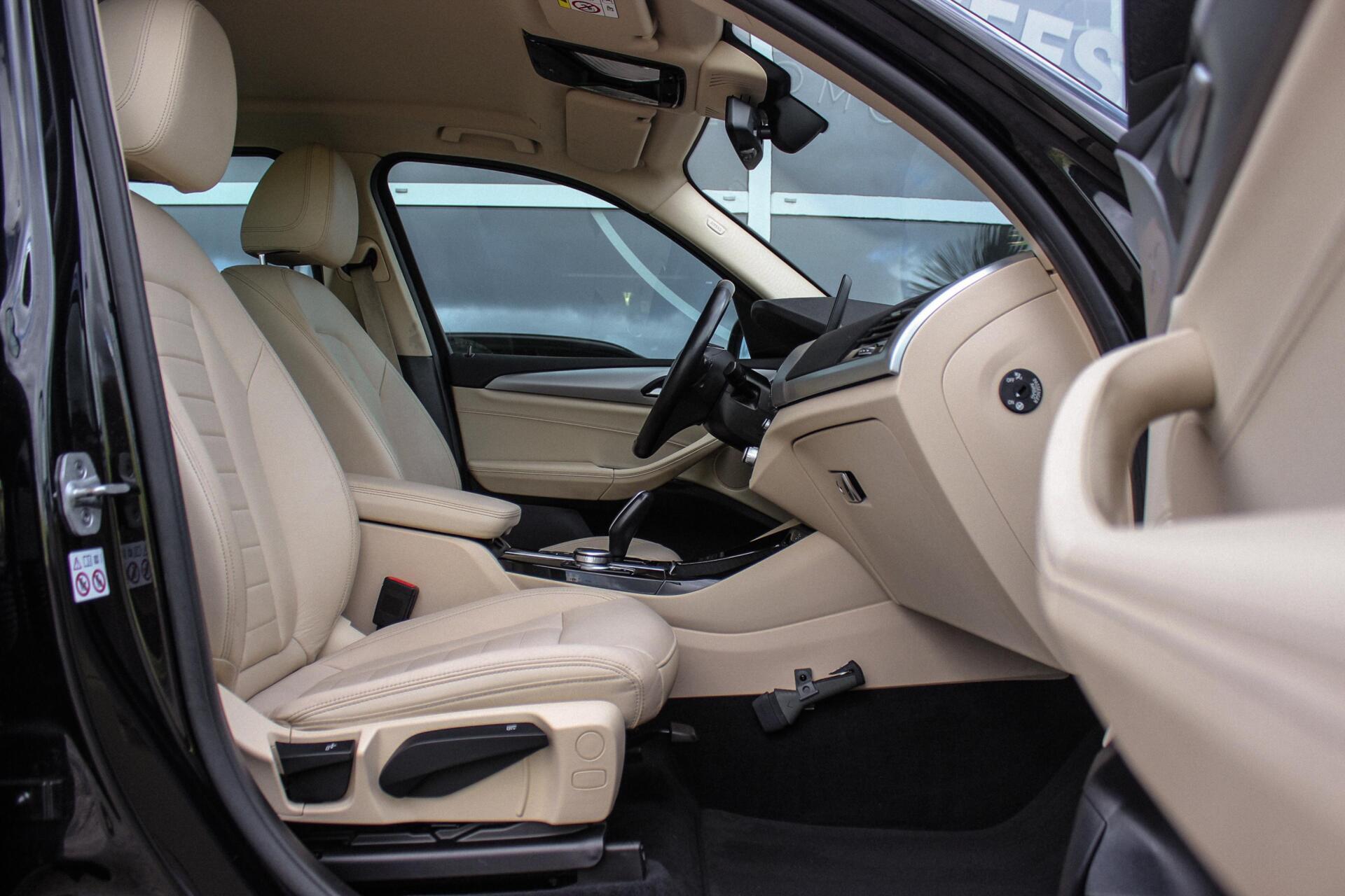Foto van BMW X3 Xdrive30e