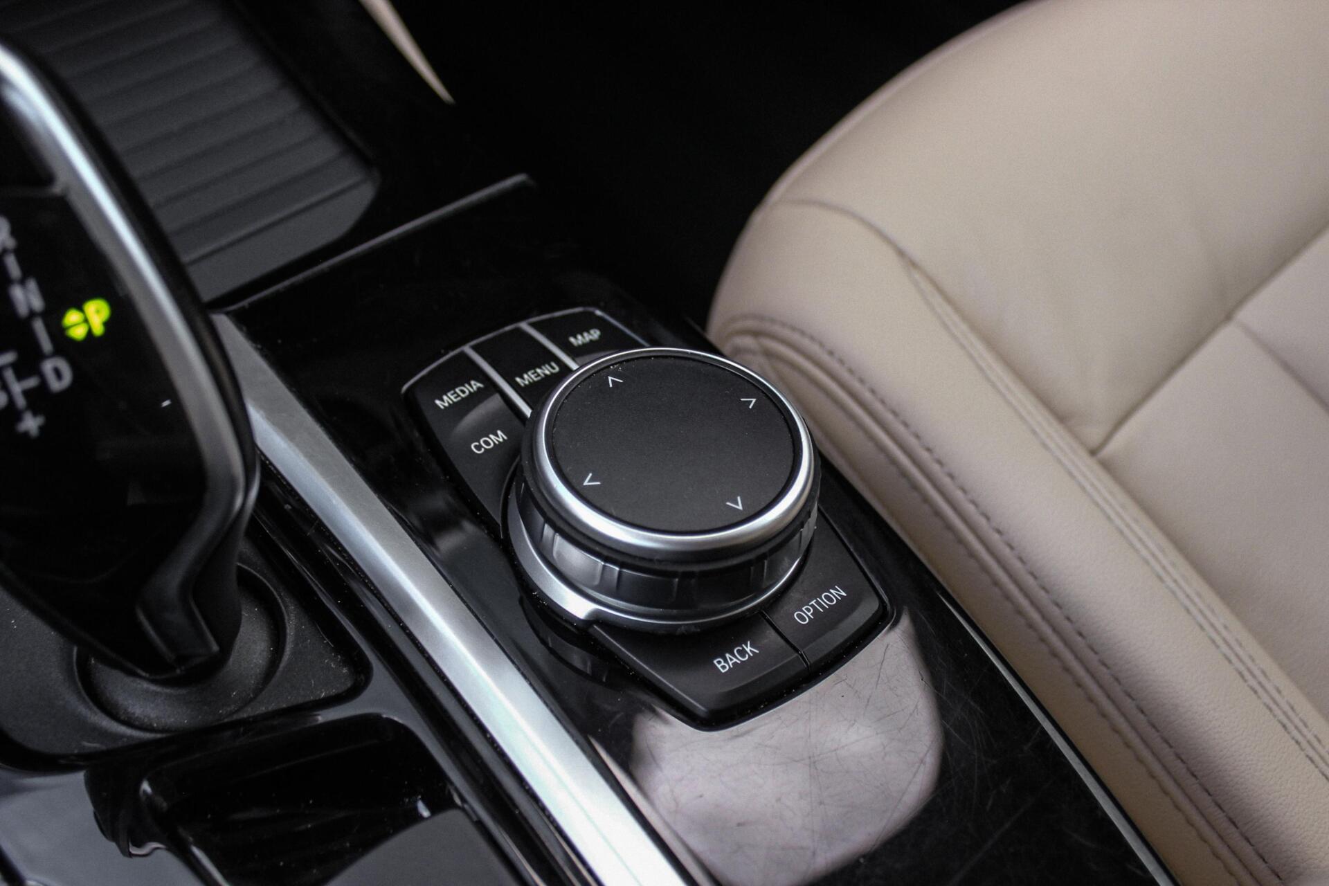 Foto van BMW X3 Xdrive30e