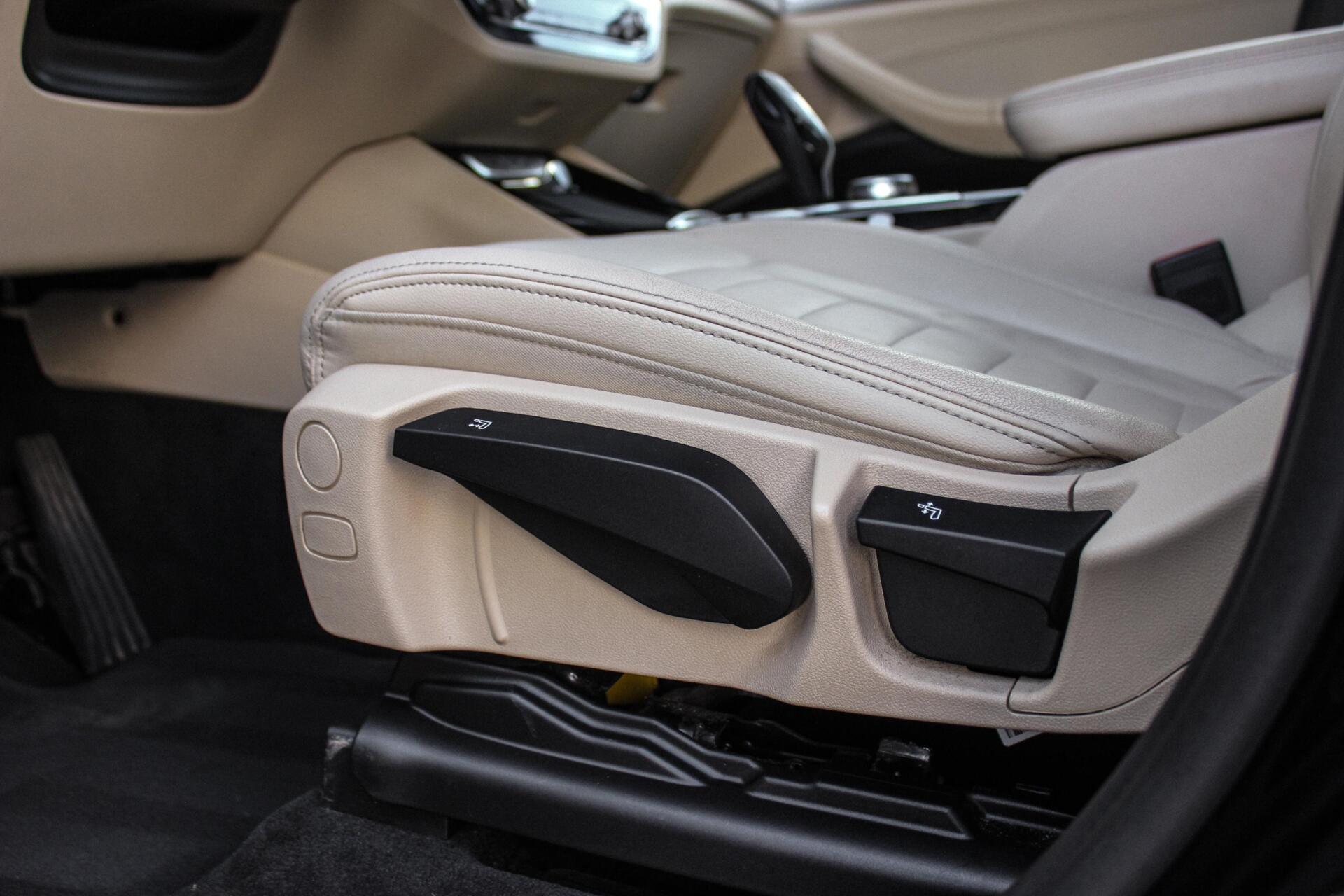 Foto van BMW X3 Xdrive30e