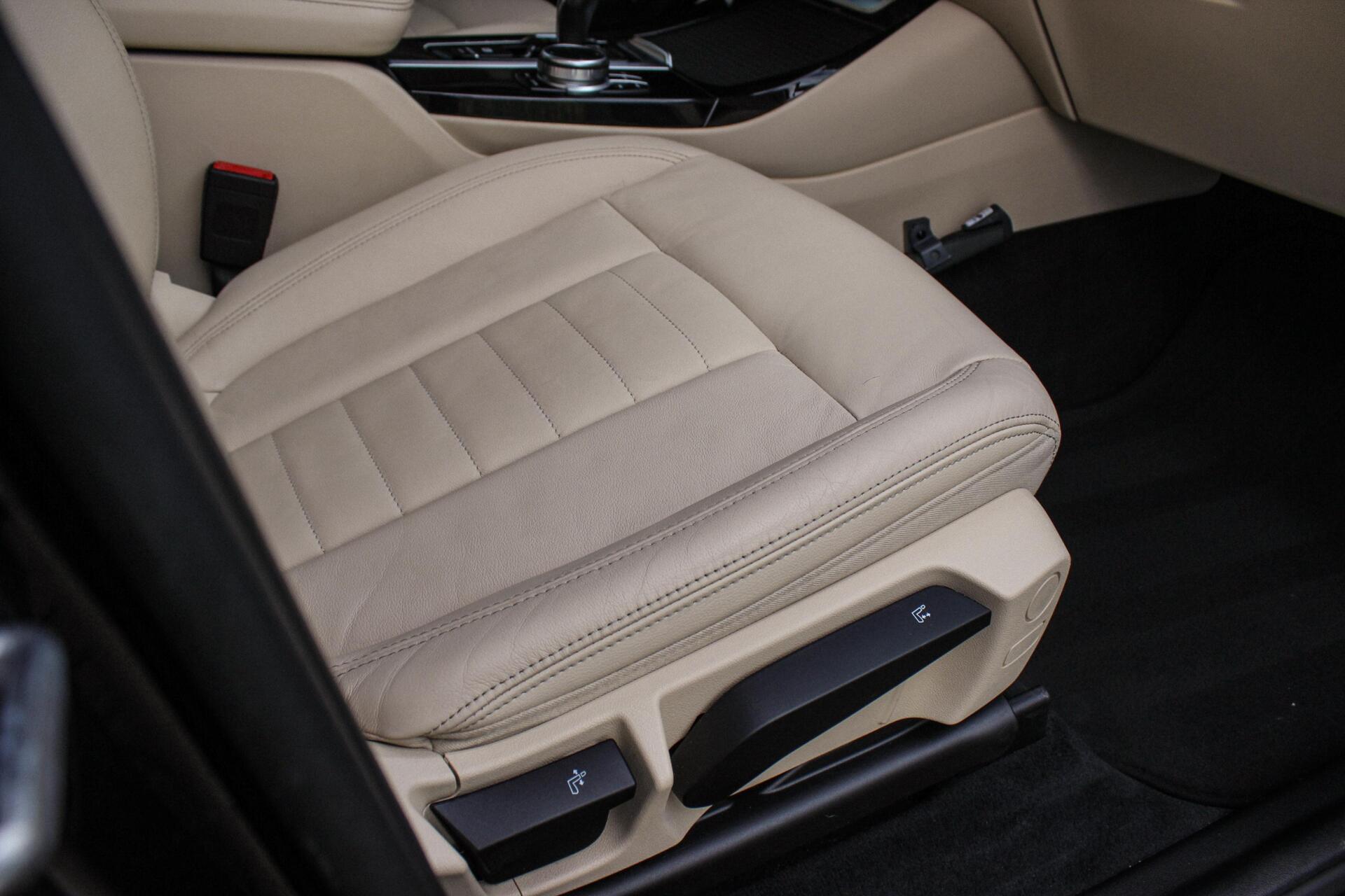 Foto van BMW X3 Xdrive30e