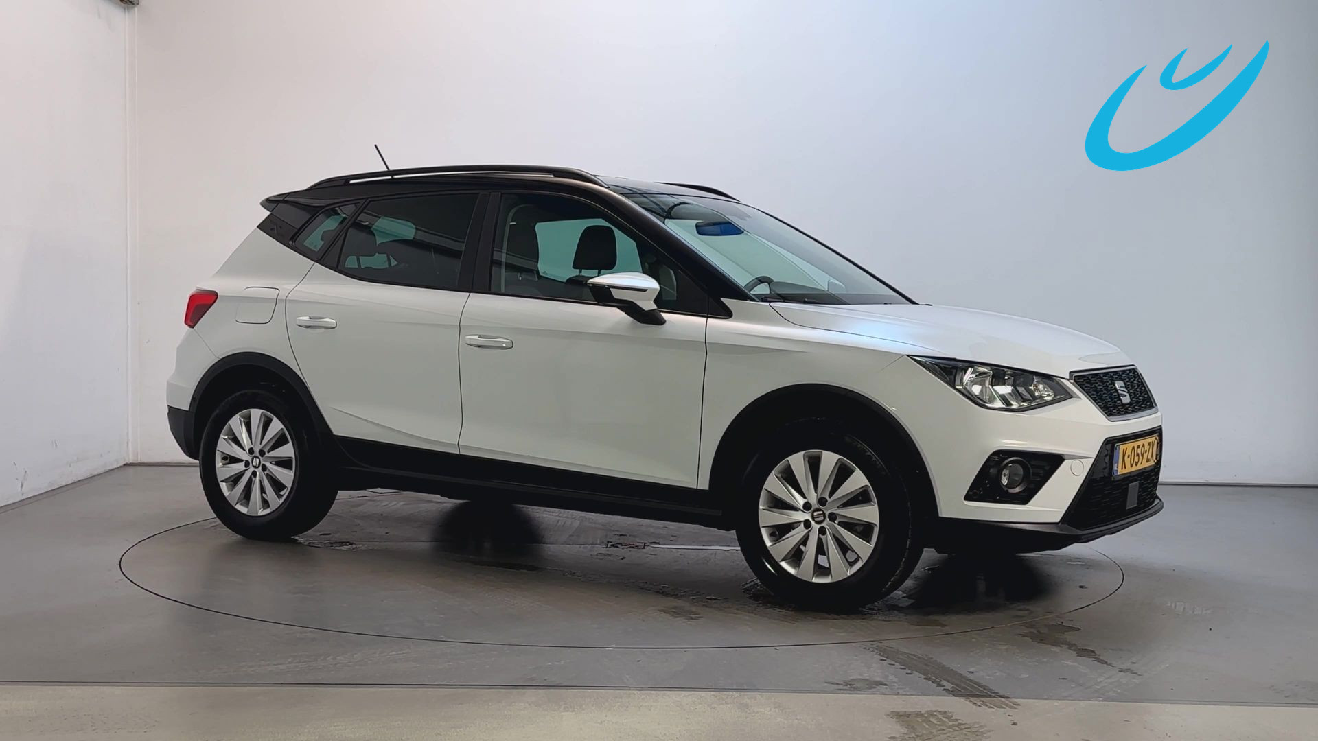 Seat Arona 1.0 TSI Style Business Intense Camera Navigatie App-Connect DAB+ 2021 - voorkant