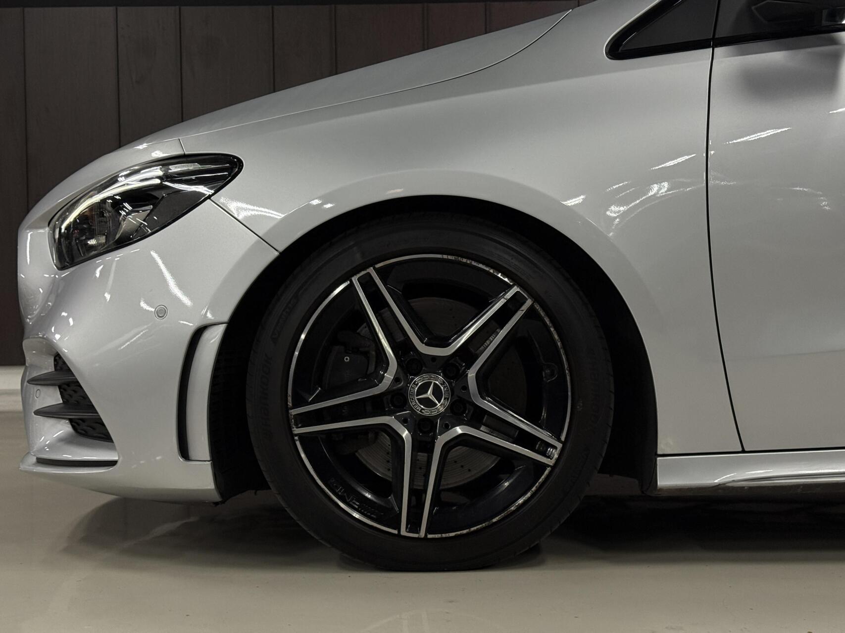 Foto van Mercedes-Benz B 250 4Matic
