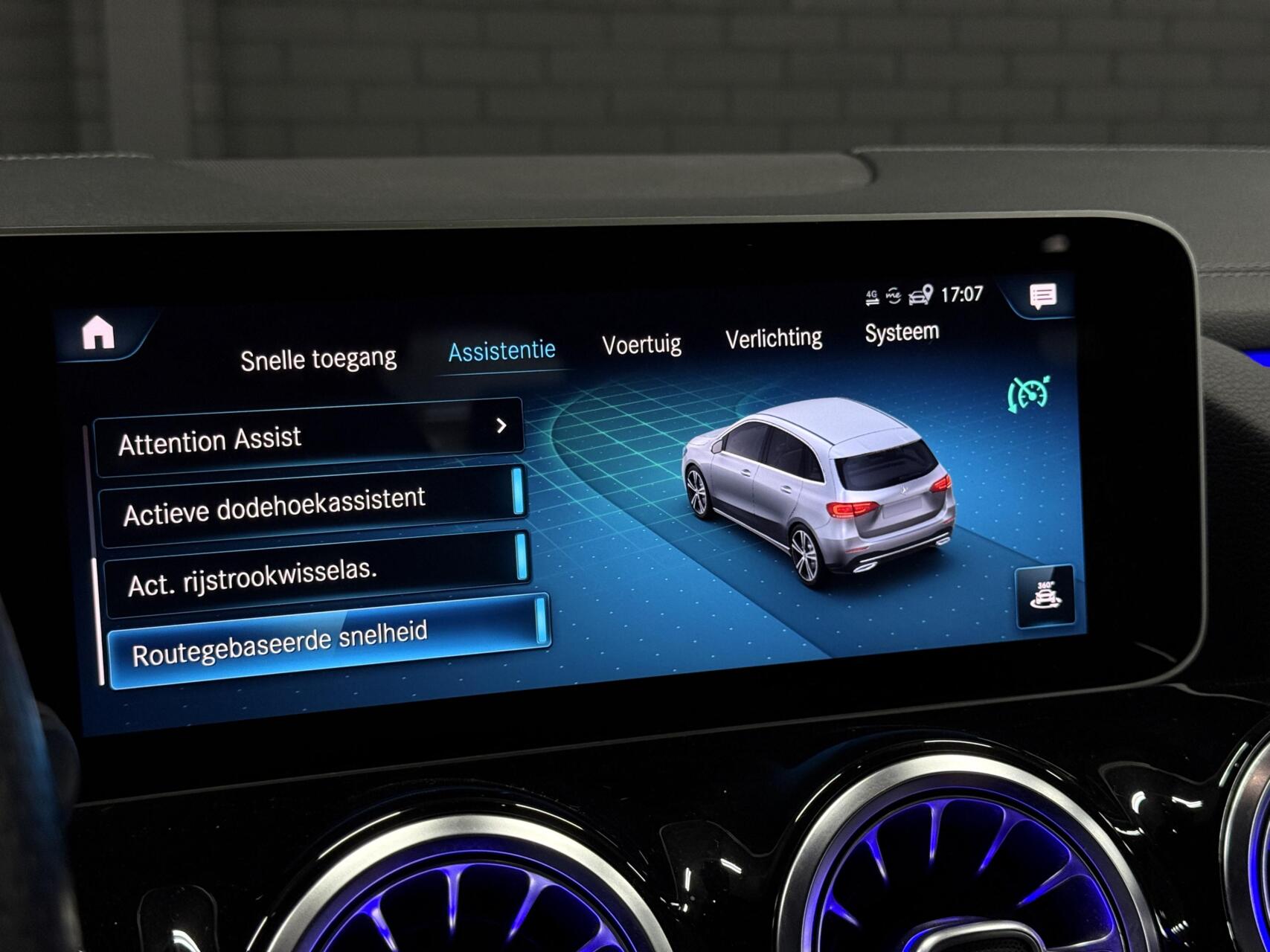 Foto van Mercedes-Benz B 250 4Matic