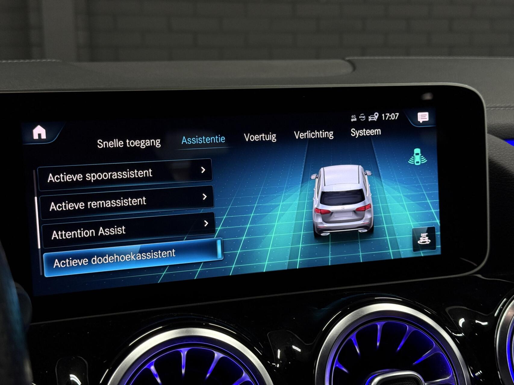 Foto van Mercedes-Benz B 250 4Matic