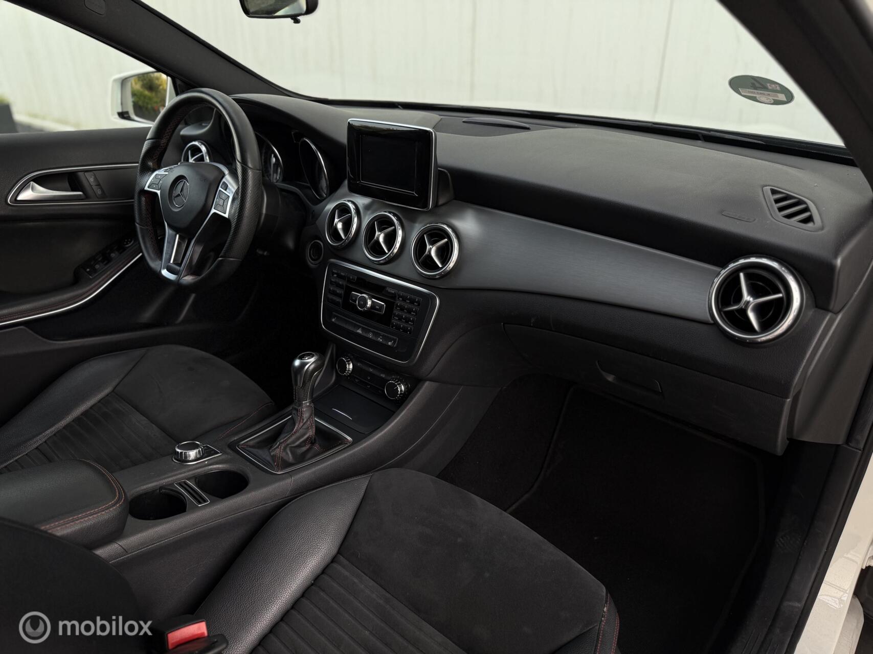 Foto van Mercedes-Benz Gla 200