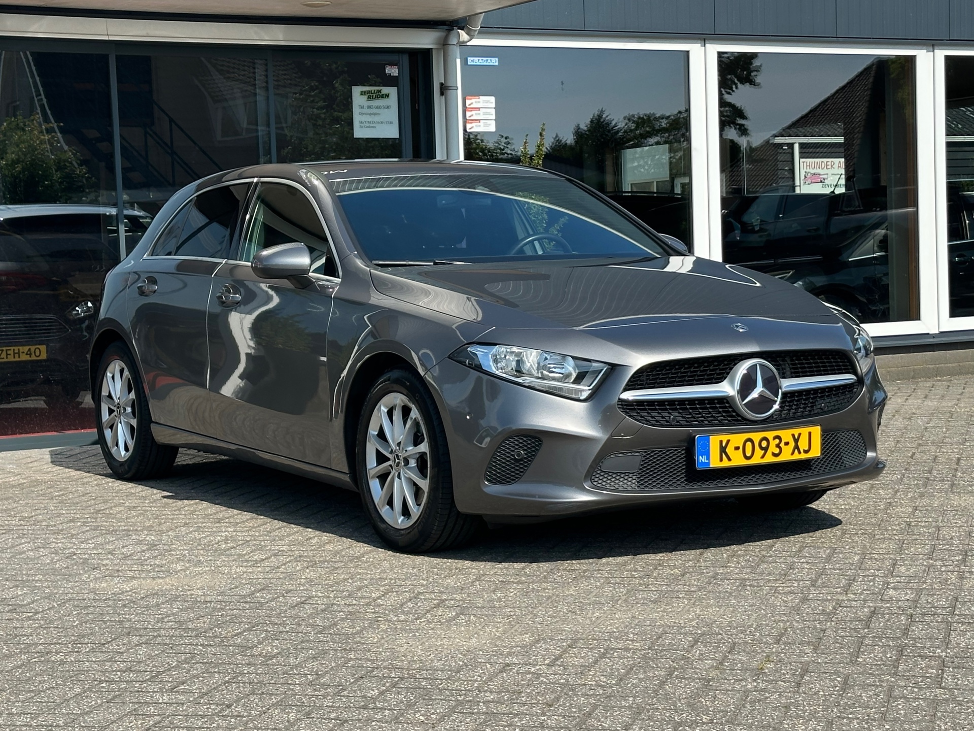 Foto van Mercedes-Benz A 220