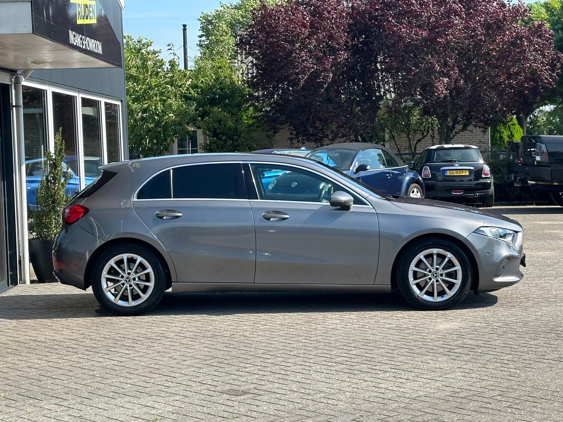 Foto van Mercedes-Benz A 220
