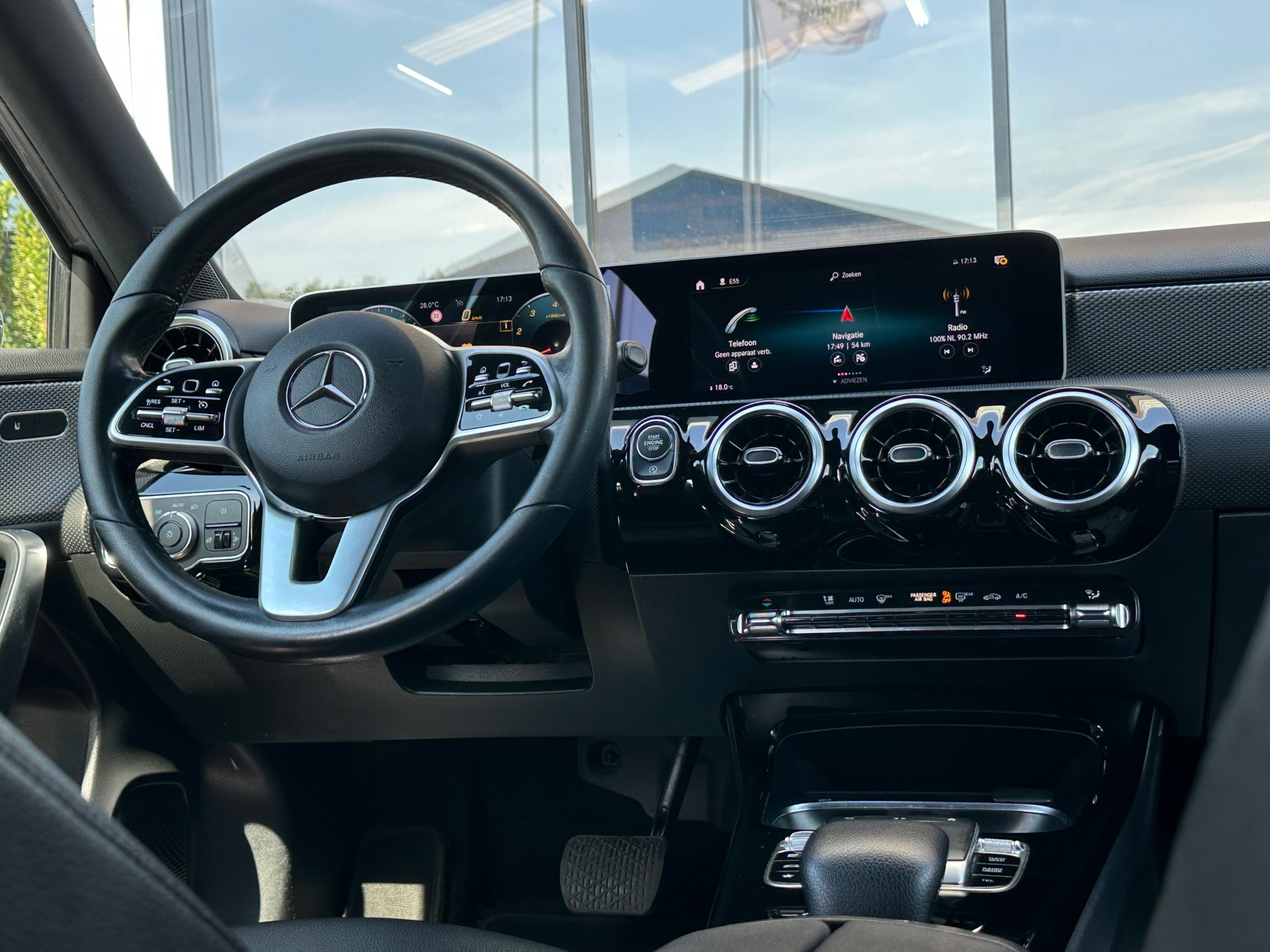 Foto van Mercedes-Benz A 220