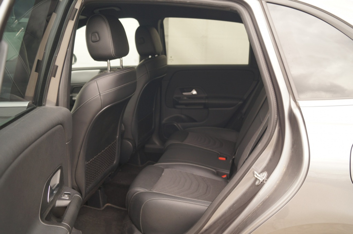 Foto van Mercedes-Benz B 250