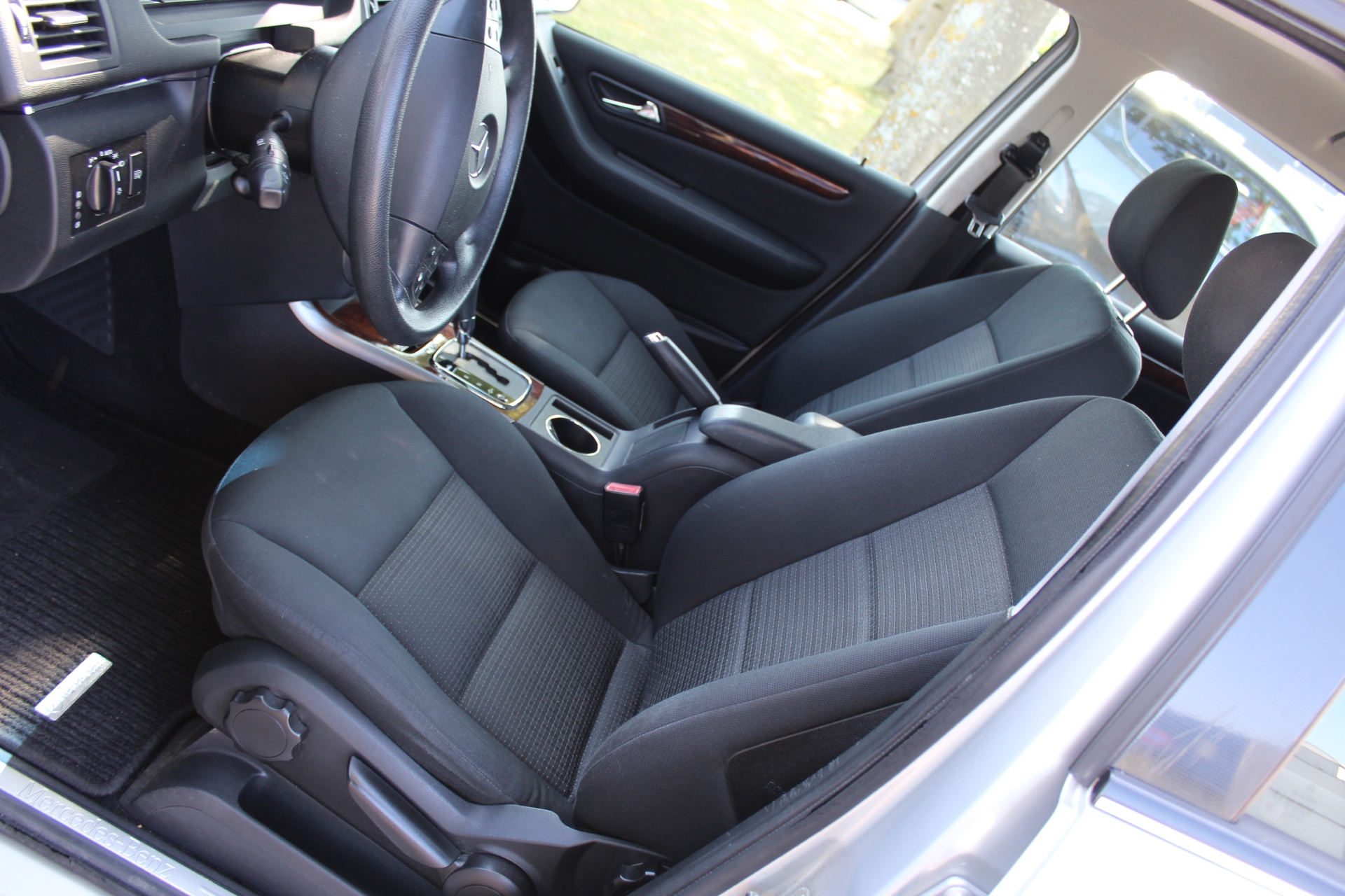 Foto van Mercedes-Benz B 200