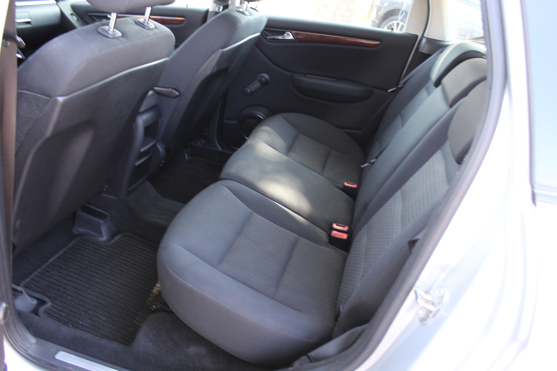 Foto van Mercedes-Benz B 200