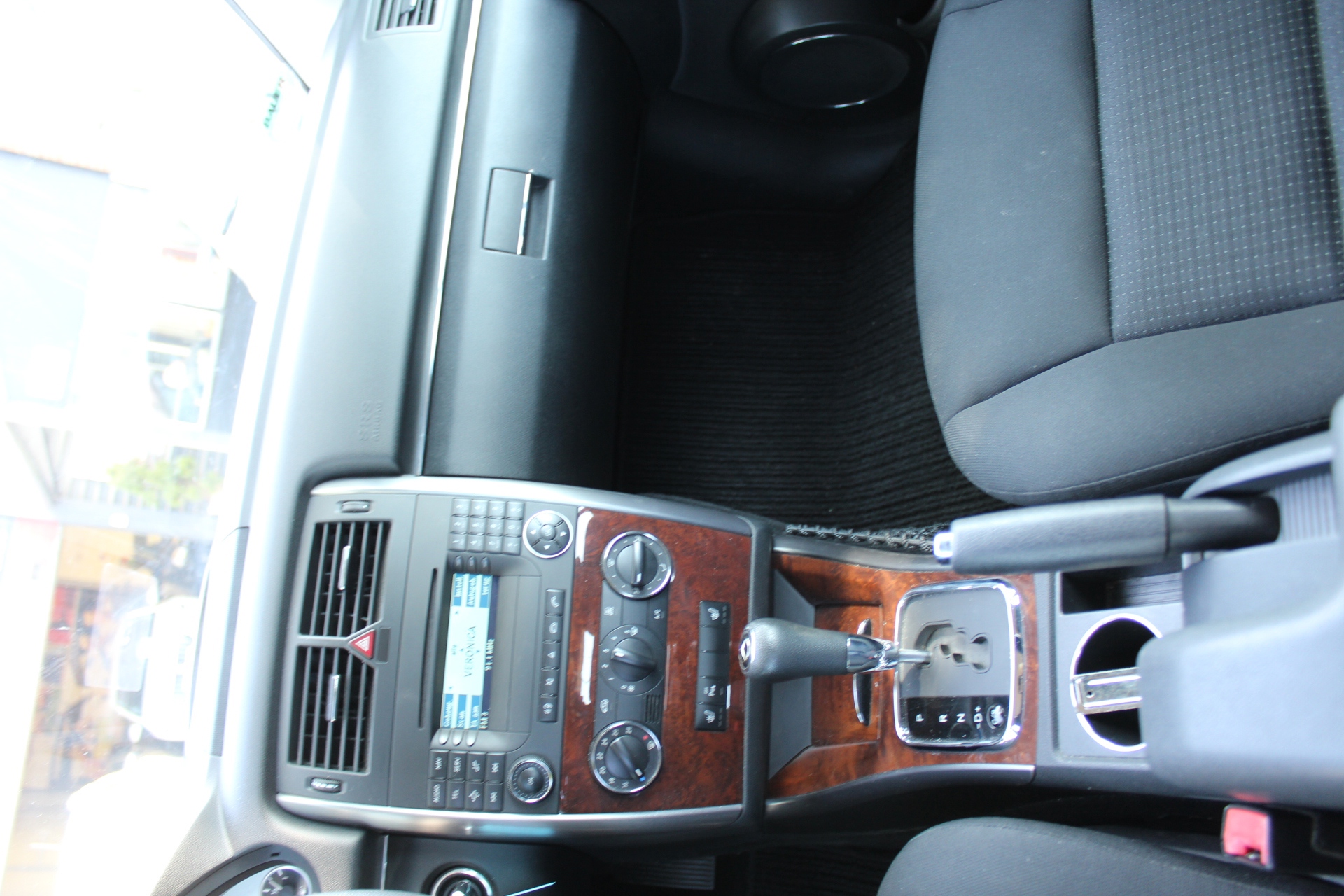 Foto van Mercedes-Benz B 200