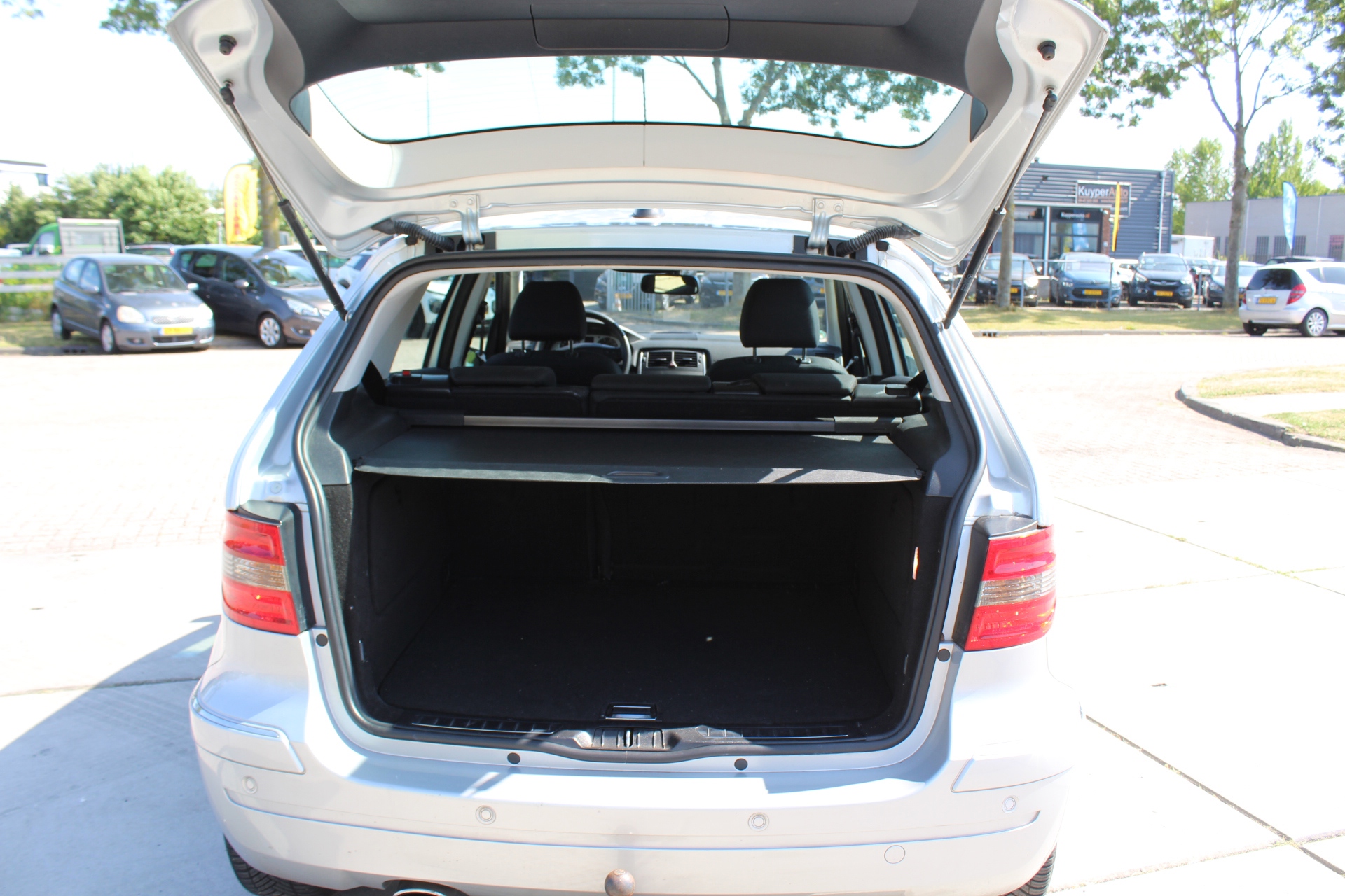 Foto van Mercedes-Benz B 200